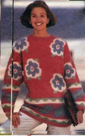  Пуловер с цветами