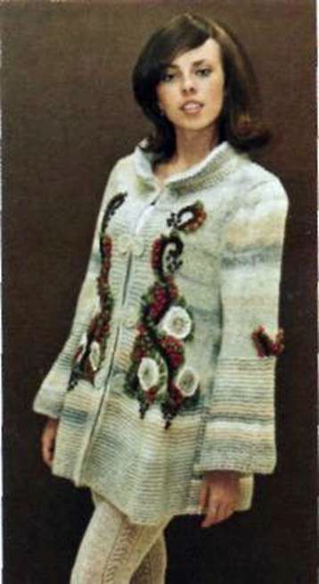  Вязаное пальто с вышивкой размер: 40