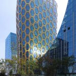 mcec_interdesign-associates-hugo-kohno-architect-associates_designboom_18-666×1000