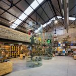 serrano-baquero-arquitectos-raccoon-games-shop-interior-seville-designboom-06-694×694