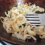 slegka-obzharennyj-luk