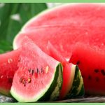 spelost-arbuza-oprdeleyayut-po-kostochkam