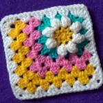 asimmetrichnyj-motiv-s-cvetochkom-asymmetric-crochet-motif-with-a-flower1